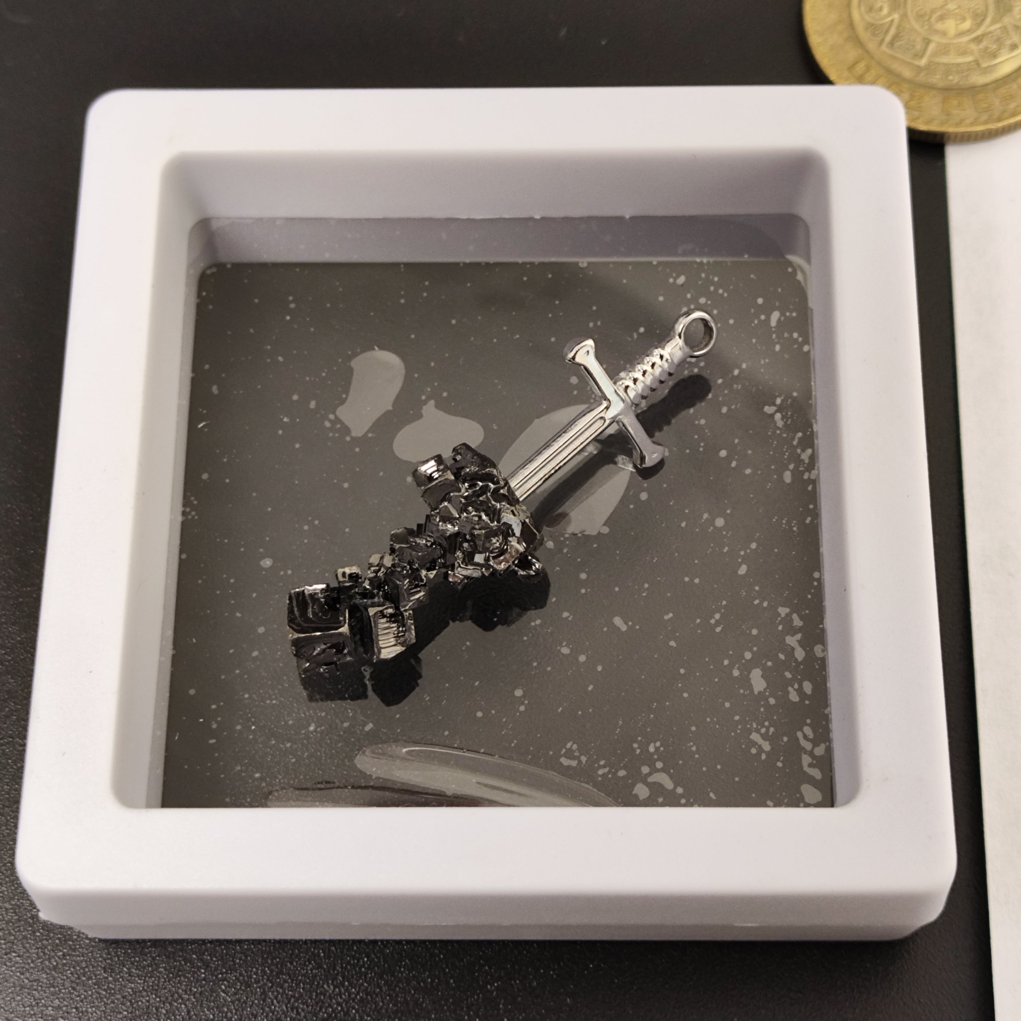 Mini Excalibur De Bismuto ⚔️